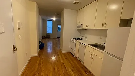 Rented by HOLTON REAL ESTATE INC.