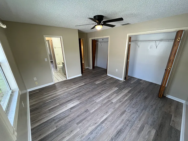 917 N Rockingham Ave #917 — Photo 10