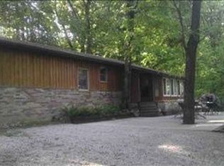 14255 Harrold Point Rd, Wapella, IL 61777