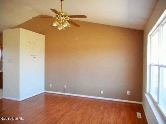 4th image of 3041 W White Lake Dr