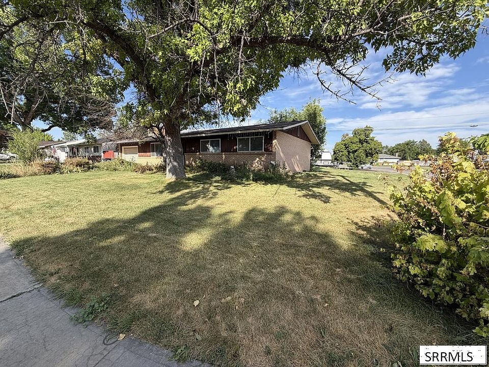 1st image of 676 Davidson Dr