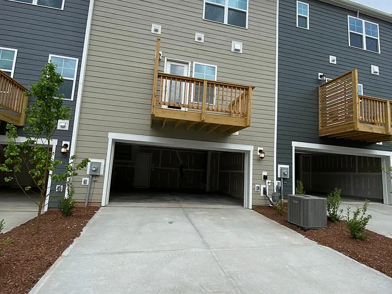 Patio / Deck / 2 car garage