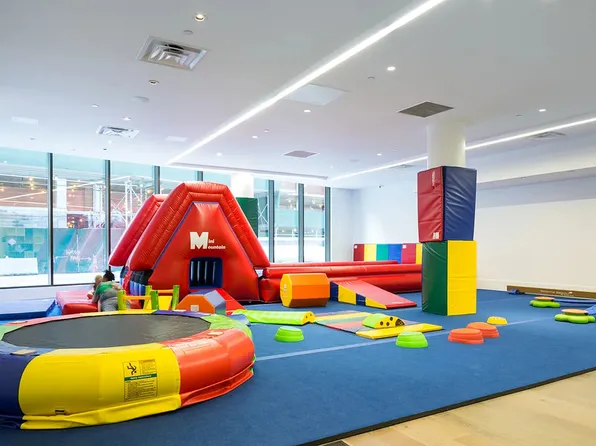 429 Kent Avenue image 14 of 15