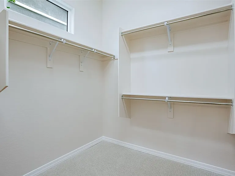 6881 Claret Dr — Photo 15