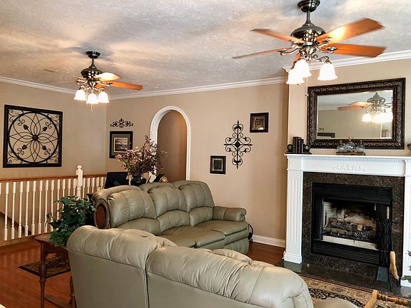 2nd image of 230 Fern Hill Dr