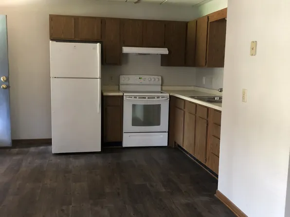 840 10th Ave W, Baldwin, WI