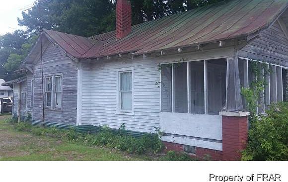 2nd image of 1010 W Harnett St