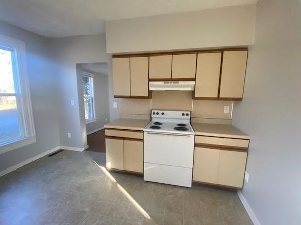150 Irving Rd #B