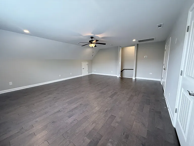 2290 Chaucer Park Ln — Photo 30