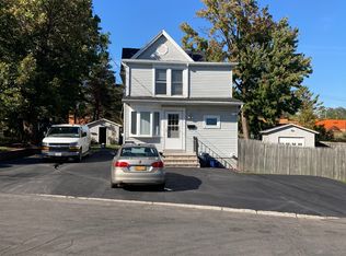 207 E 2nd St, East Syracuse, NY 13057