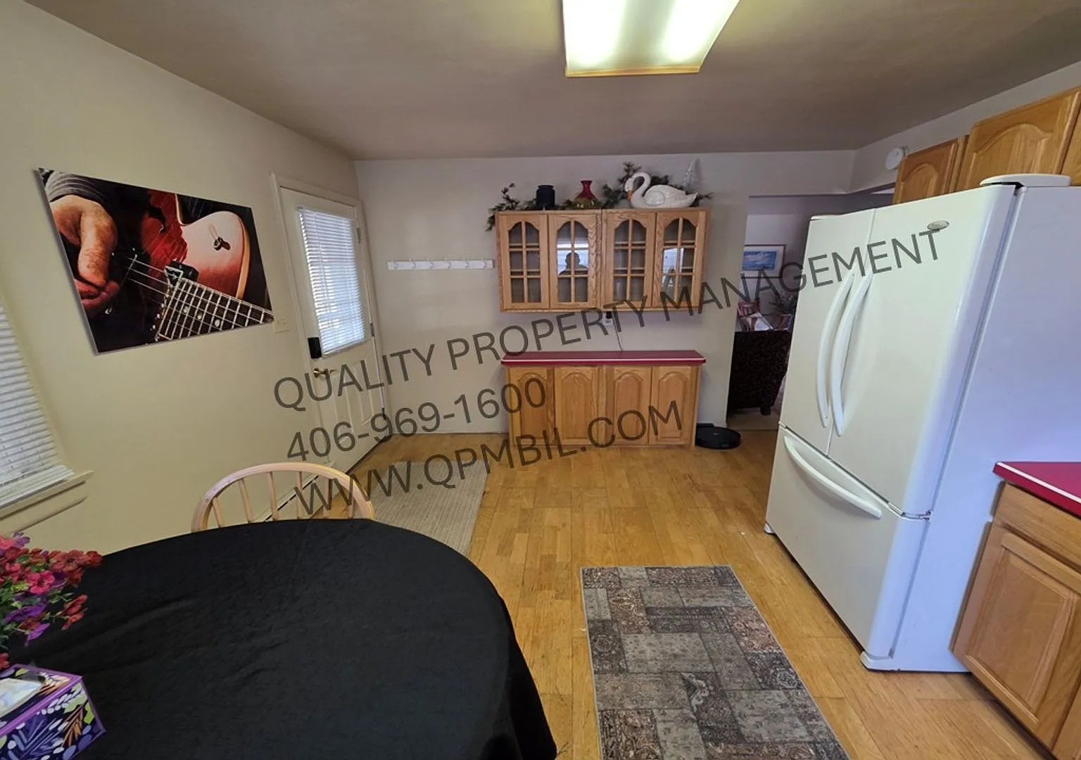 212 Grand Ave — Photo 3