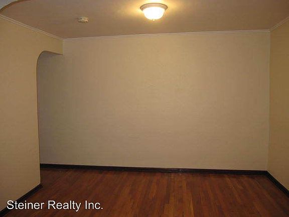 5th image of 3840 Brownsville Rd APT 203