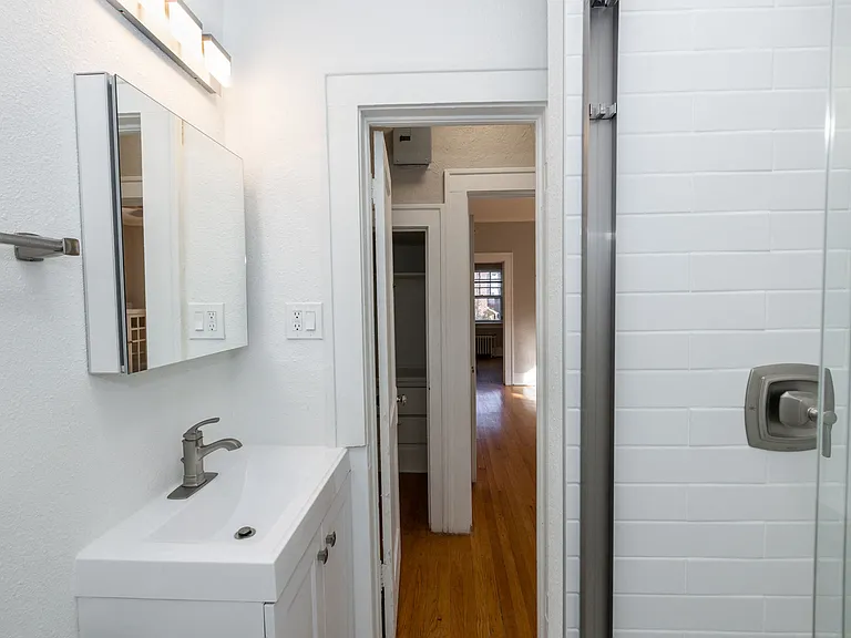 1027 Washington Street — Photo 7