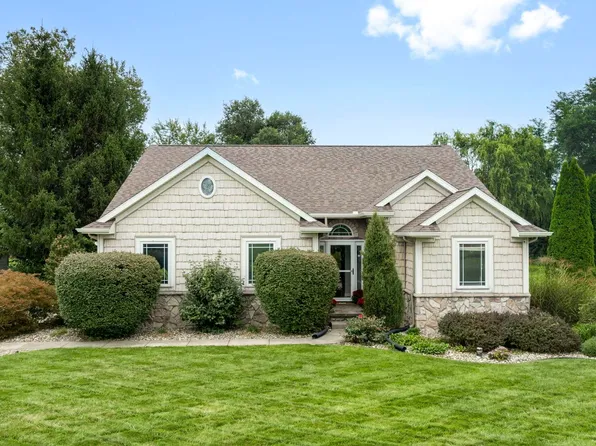 53702 Songbird Way, Bristol, IN 46507