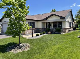 903 Florence Dr, Sterling, IL 61081