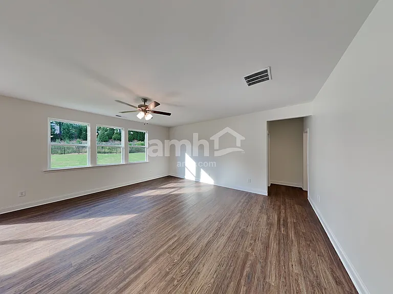 5070 Hudson Valley Dr — Photo 6
