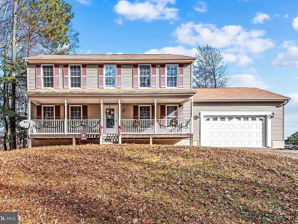 1st image of 311 Bay Pointe Dr