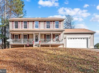 311 Bay Pointe Dr, Montross, VA