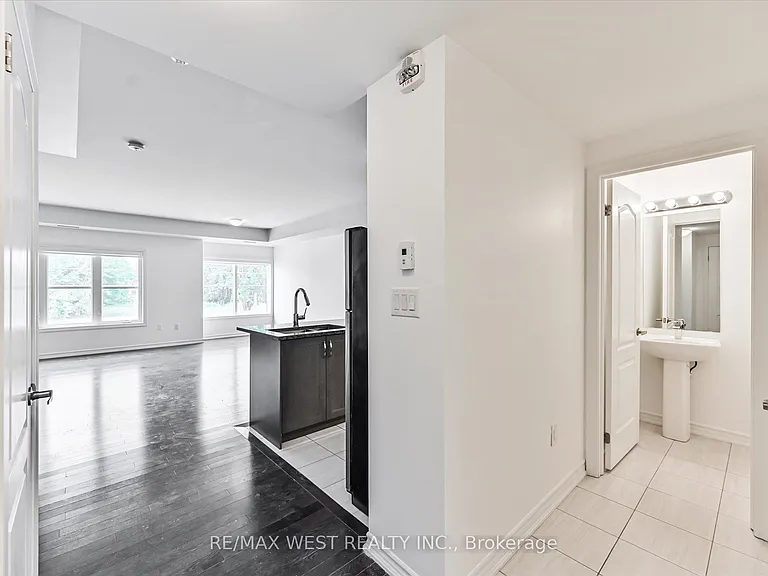 3865 Major Mackenzie Dr W #219 — Photo 8