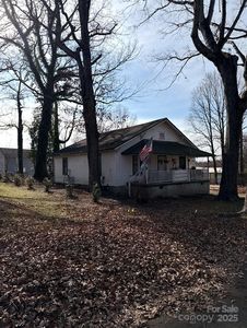 933 Wallace St, Statesville, NC, 28677