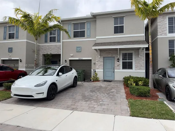 1842 SE 7th Ter #1842, Homestead, FL 33034