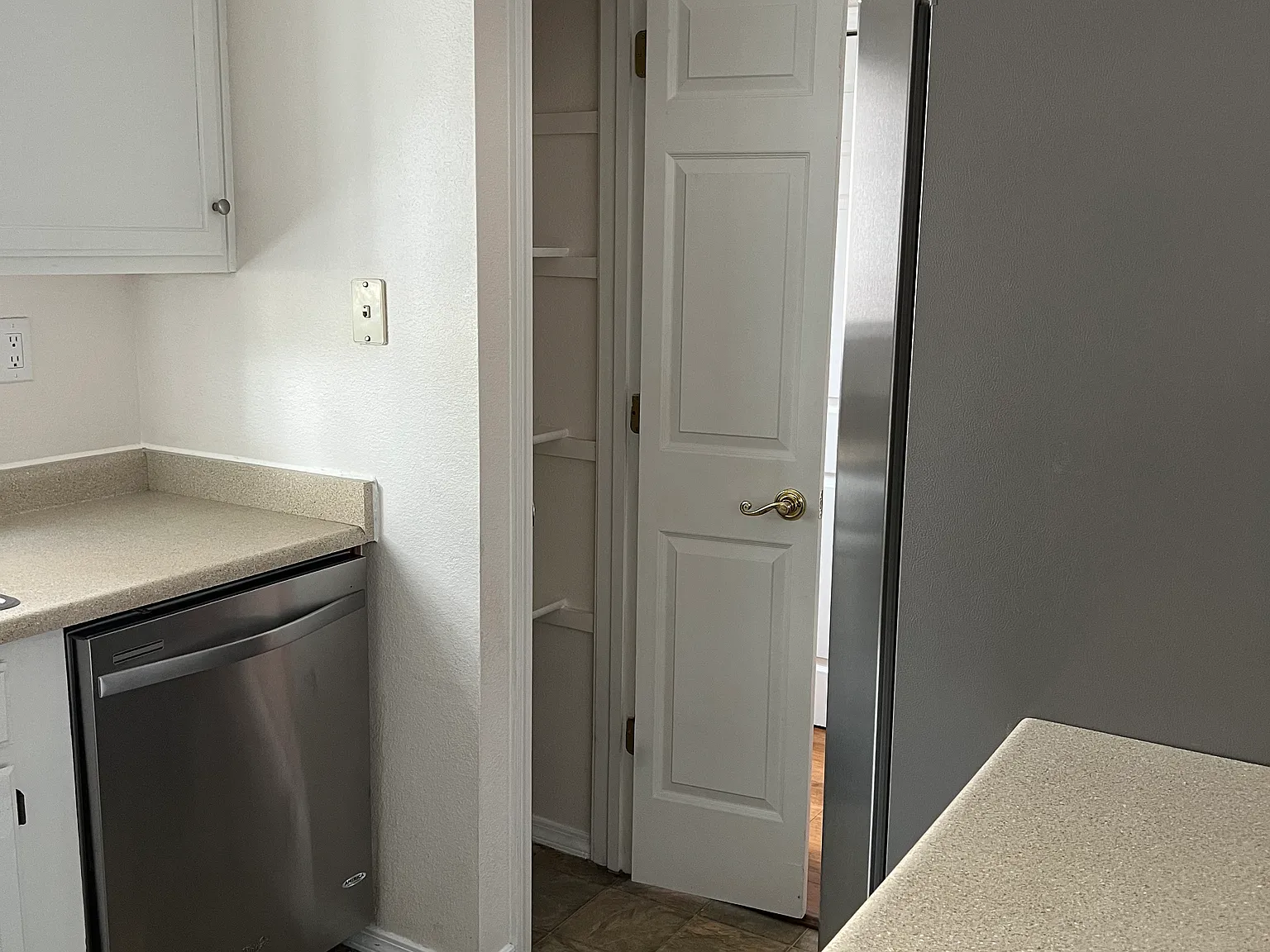1537 Georgene Dr NE — Photo 2