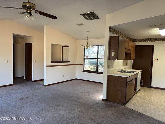 3rd image of 8129 SETTLERS LANDING Trail N