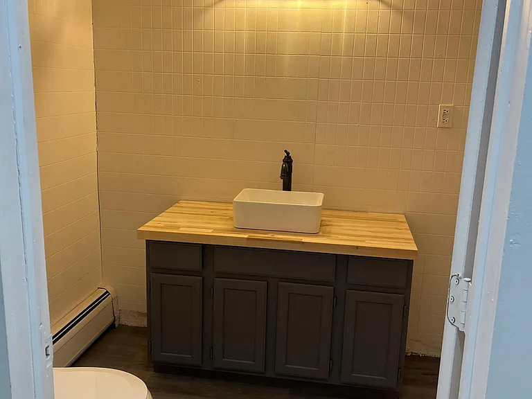 324 Taylor Ave #1 — Photo 6