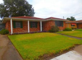 4651 Schindler Dr, New Orleans, LA 70127
