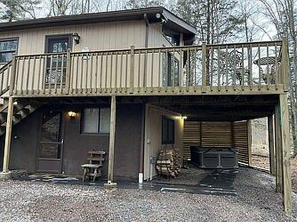 113 Lady Ann Ct