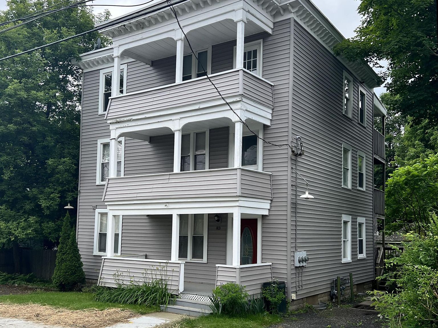 83 W Union St, Pittsfield, MA 01201 Zillow