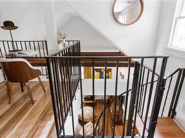 720 Mollie St SE — Photo 31