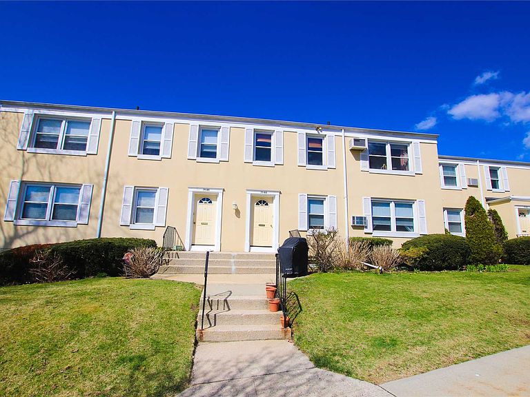 7144 252nd St Bellerose, NY, 11426 Apartments for Rent Zillow