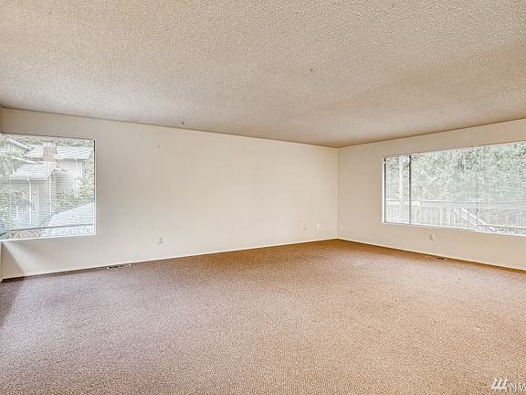 5th image of 4429 94th Dr SE