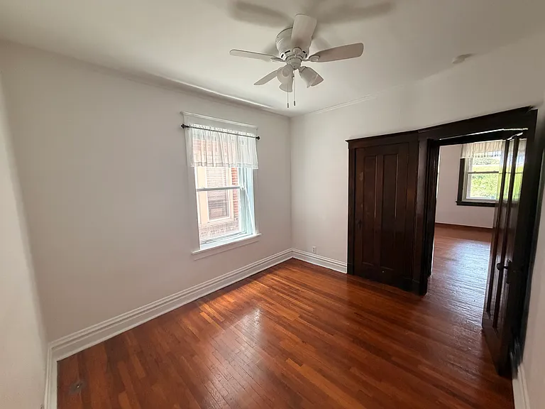 3850-3852 De Tonty St #3852B — Photo 7