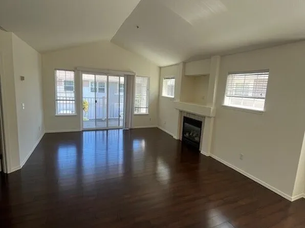 1856 Spencer Court, Dupont, WA 98327