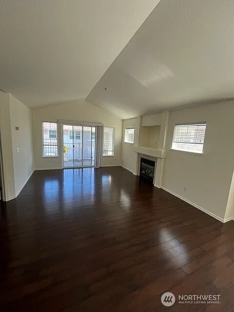 1856 Spencer Court photo 1