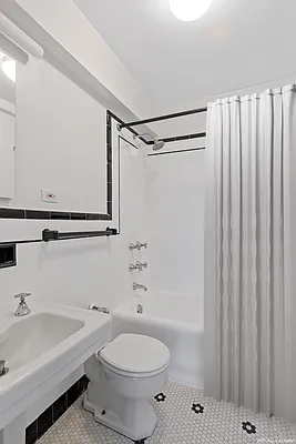 Rented by Compass | media 16