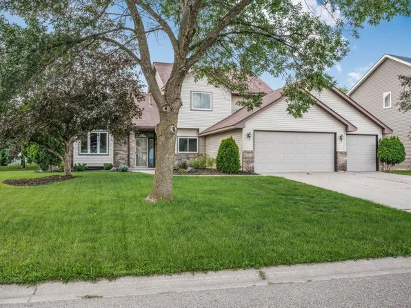 2824 92nd Cres N, Brooklyn Park, MN 55443