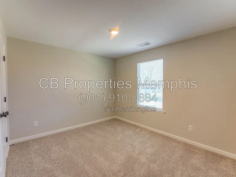 652 Ayers St #650 — Photo 5