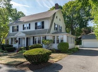 9 Lawrence Rd, Swampscott, MA 01907