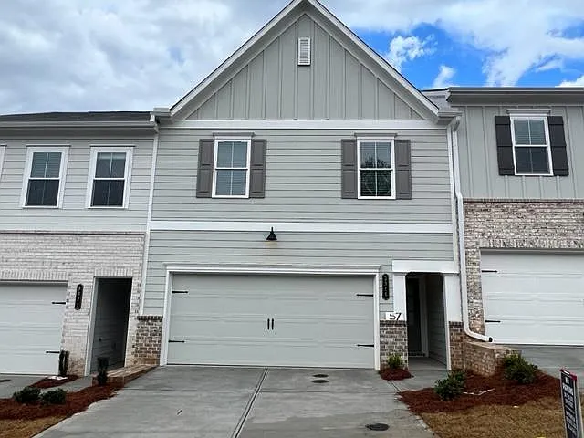 3365 Verdi Ln — Photo 1