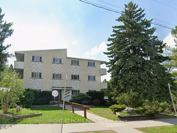 11 Devitt Ave S #201, Waterloo, ON N2J 1Y6