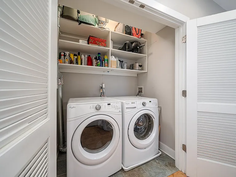 29 Ravine Ave #2 — Photo 17