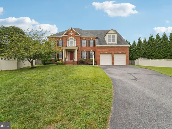 8236 Champion Ct, Pasadena, MD 21122