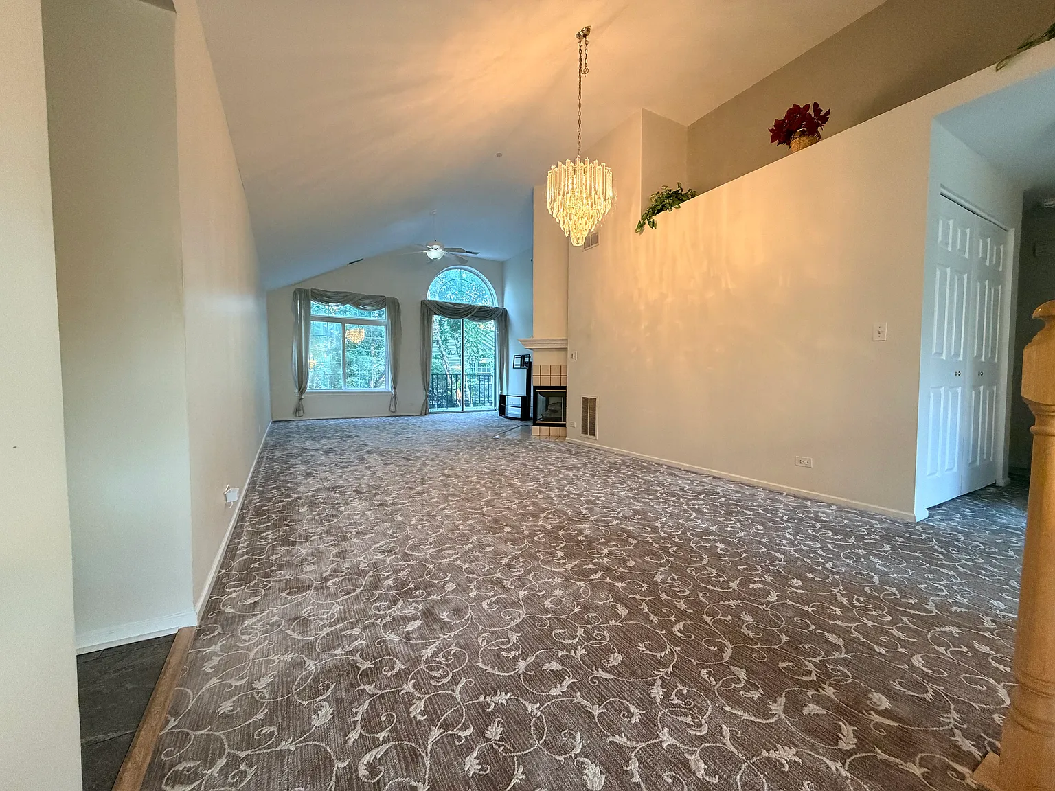 2 bed, 1578 sqft, $2,600 — Photo 3