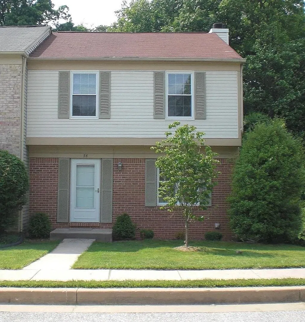 3-Bedroom Timonium Townhome with Finished Basement, Fireplace & Deck — Photo 1