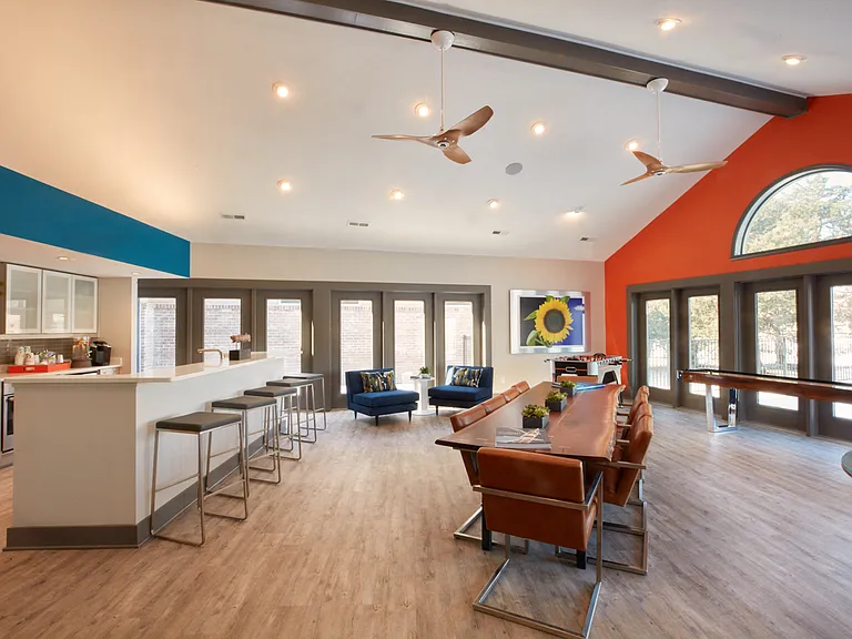 Lakeside Terrace Apartments — Photo 19