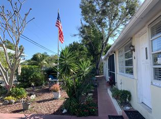 6 Rose Pl, Key Largo, FL 33037