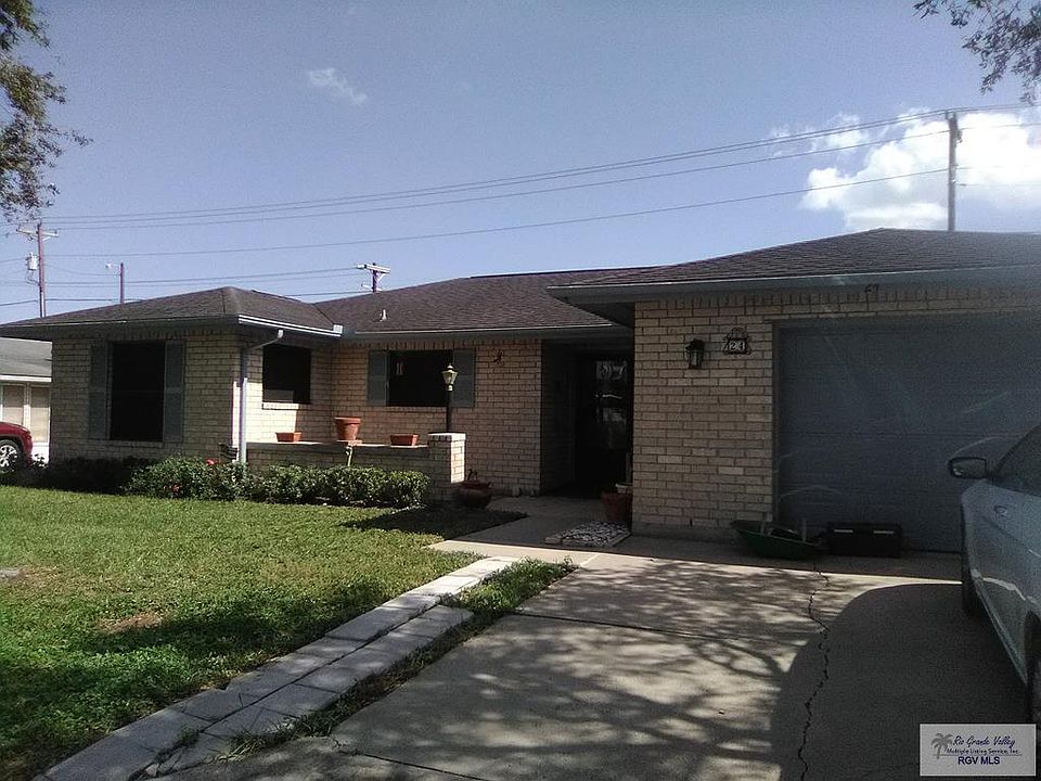 1st image of 24 Blackhawk Ave Unit 24